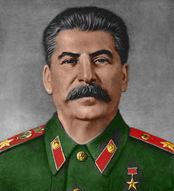 Megkoszorúzták Sztálin sírját